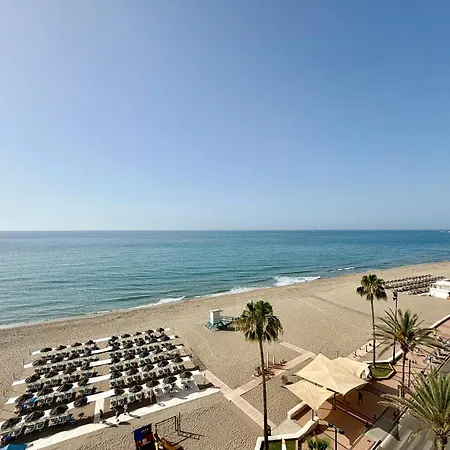 Apartment Luxury Beachfront Bright & Spacious By Turivida Fuengirola