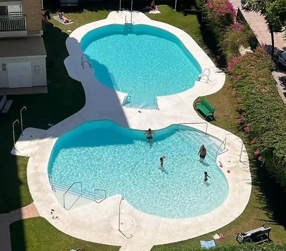 Luxury Beachfront Bright And Spacious By Turivida