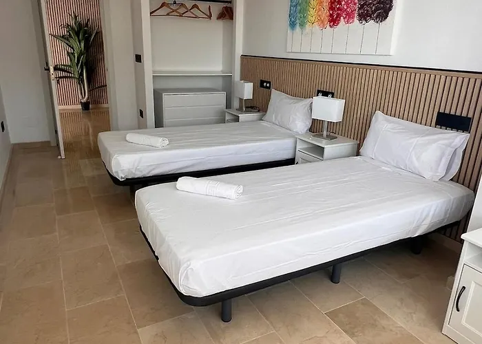 Luxury Beachfront Bright And Spacious By Turivida דירה *